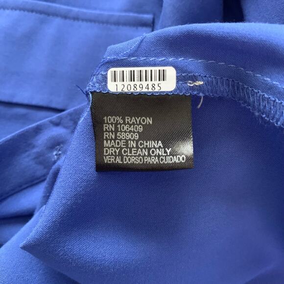 CREMIEUX Women's Blue Tie Front Long‎ Sleeve Button Down Blouse Size Medium - Picture 13 of 15